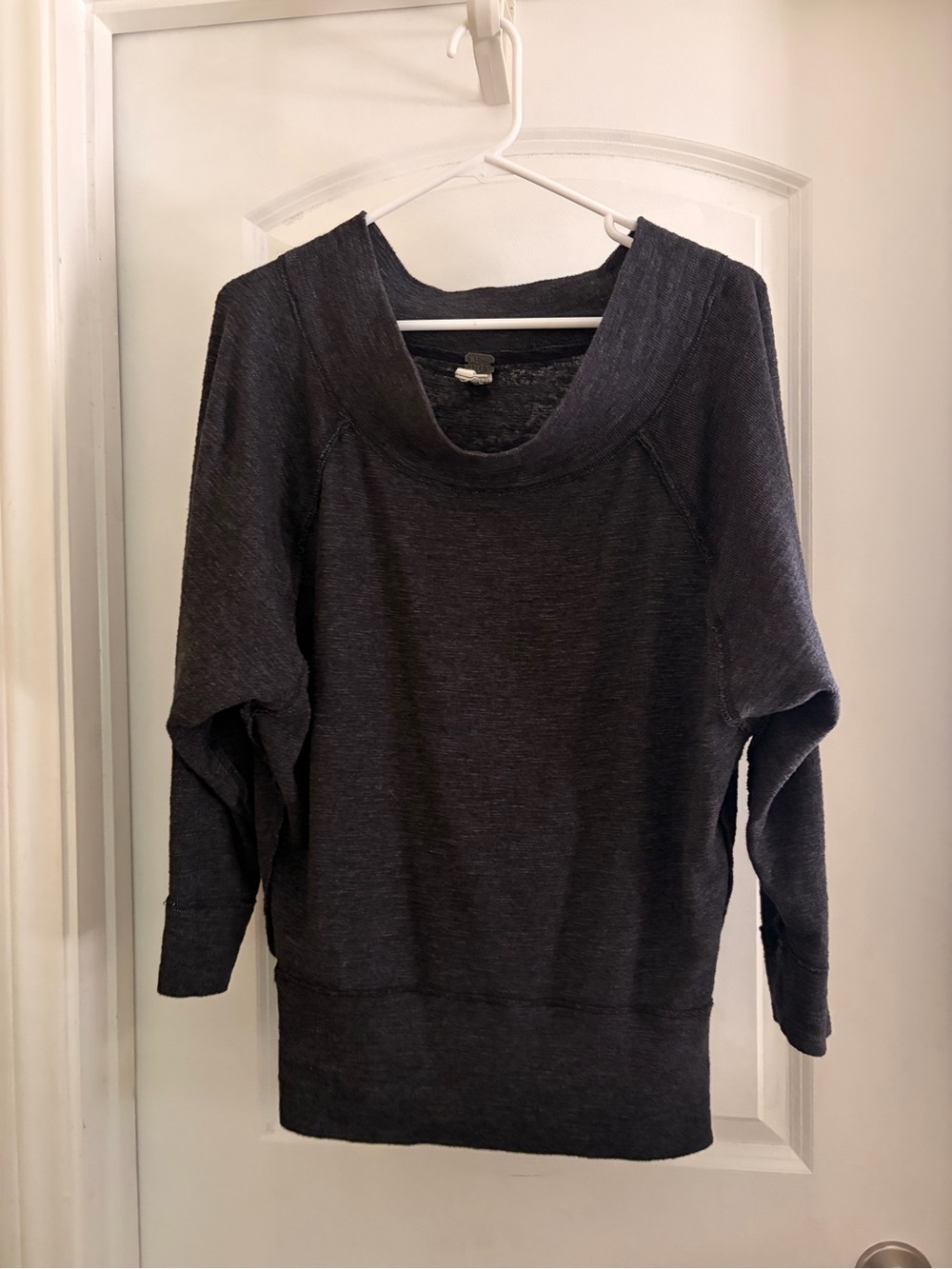 We The Free Free People Women's Off-the-Shoulder Sweatshirt Size xs